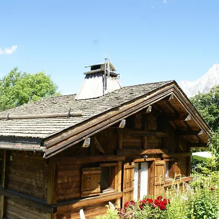 Peaceful In With Mountain Views Chalet
