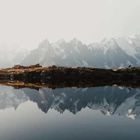 Peaceful In With Mountain Views